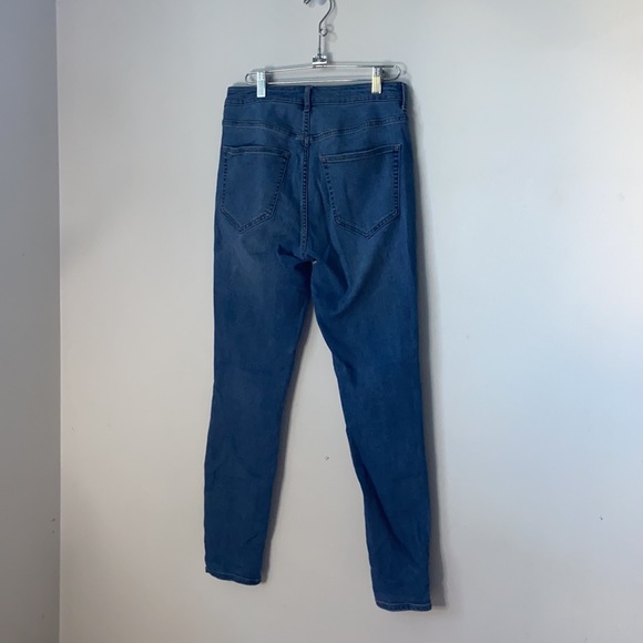 Jeans - Picture 4 of 4